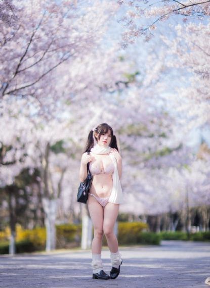 苹果手机哪国产的_超清完整版观看